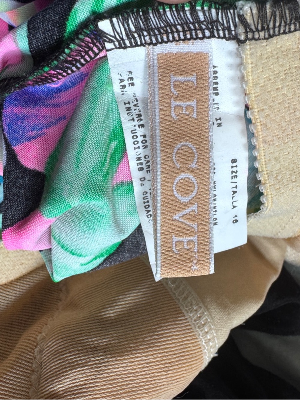 Le Cove Swim Dress - Picture 4 of 5